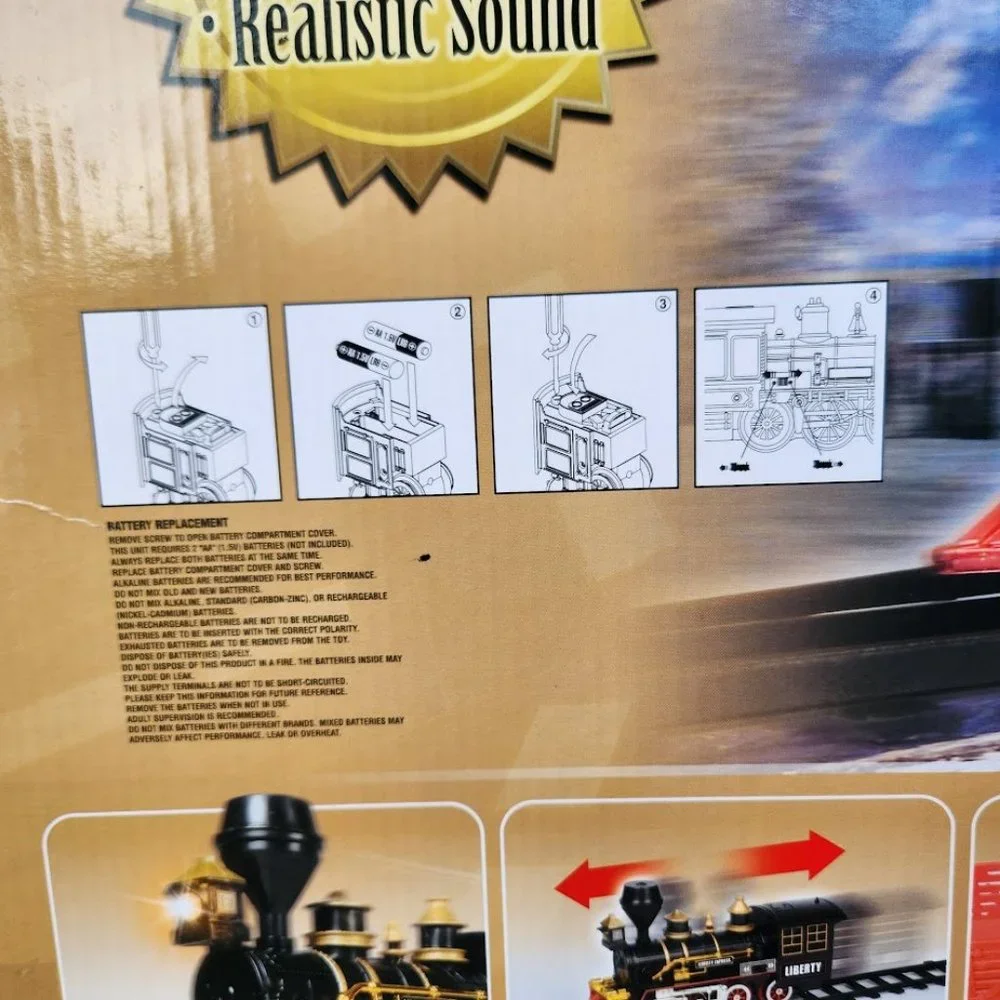 NEW  Christmas Train Set 6 Car Locomotive Electronic Train Set Battery Operated